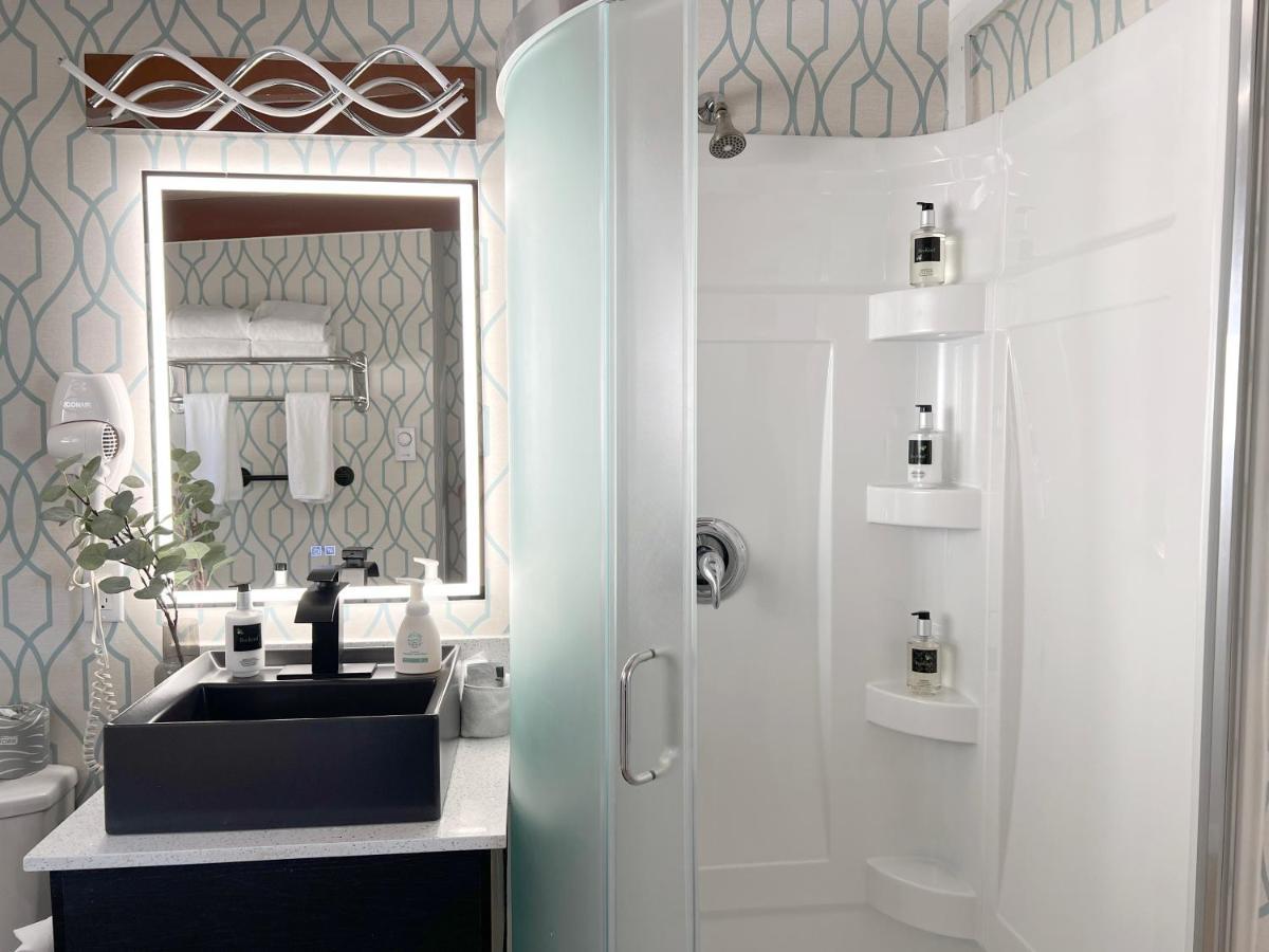 Oceanside Villas Сечелт Екстер'єр фото
