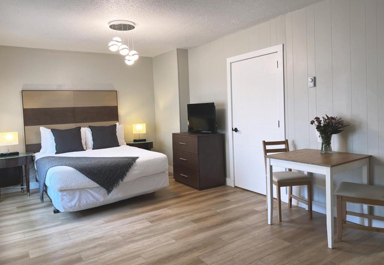 Oceanside Villas Сечелт Екстер'єр фото