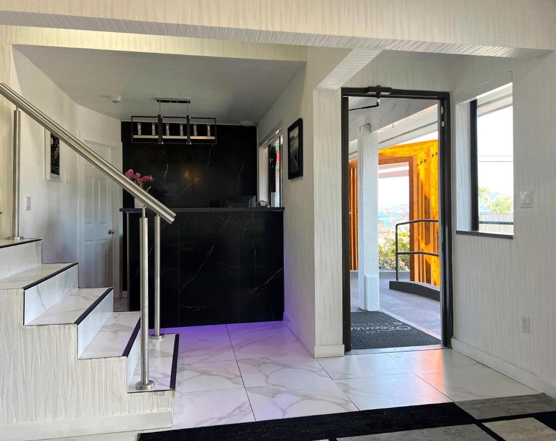 Oceanside Villas Сечелт Екстер'єр фото